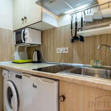 Inftour Paola 1 公寓